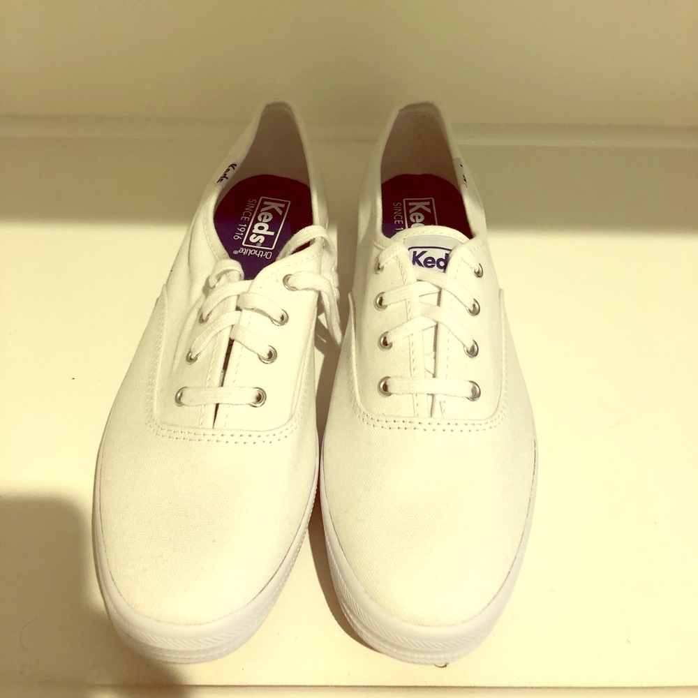 Brand new White Keds size 8